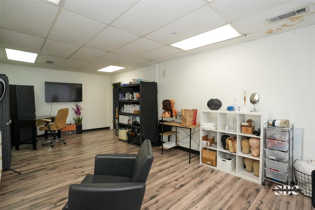 1130 N Market Street Property Photo 32