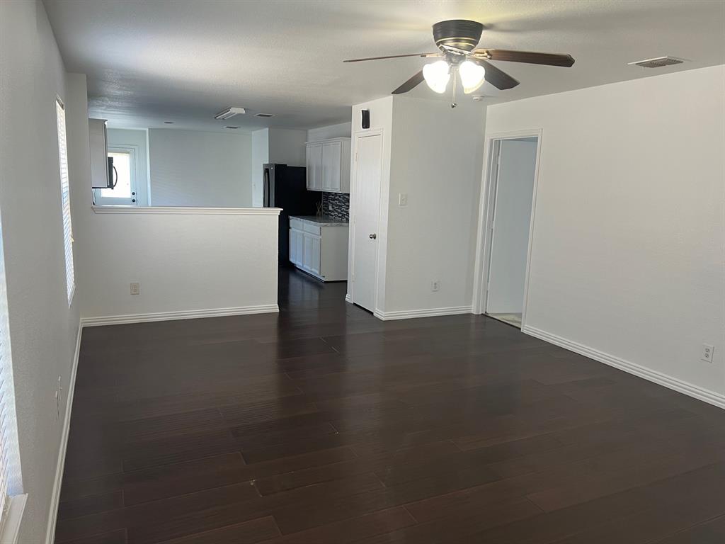 8932 Sun Haven Way Property Photo 5