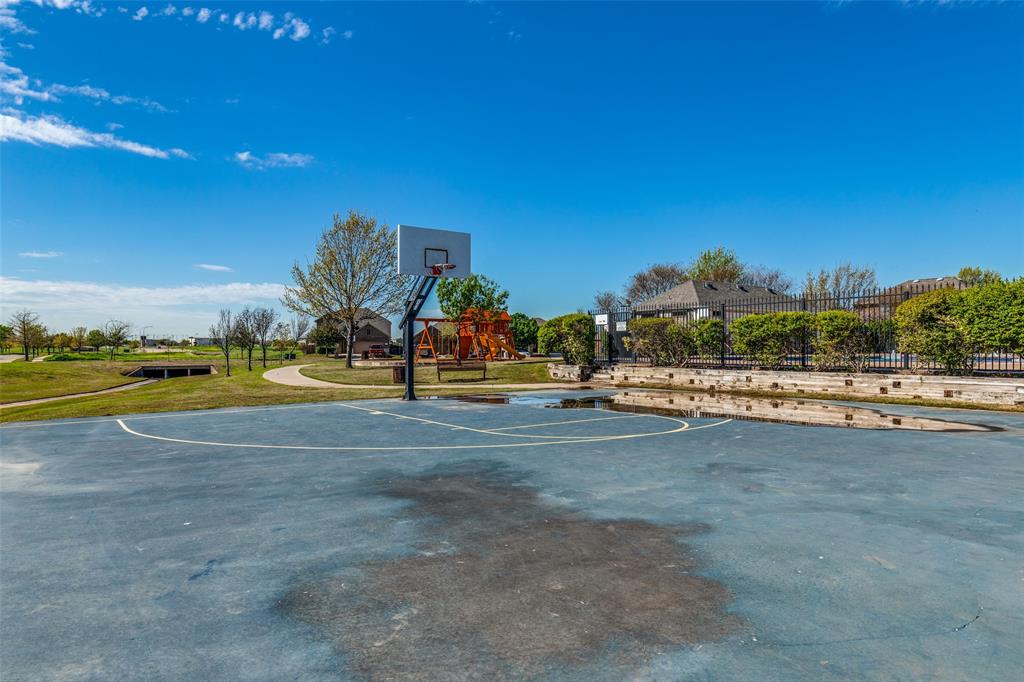8932 Sun Haven Way Property Photo 20