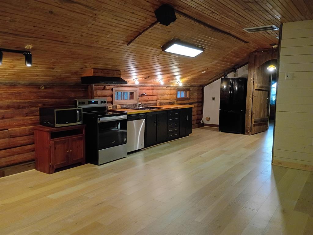 165 Sunny Glen Property Photo 12