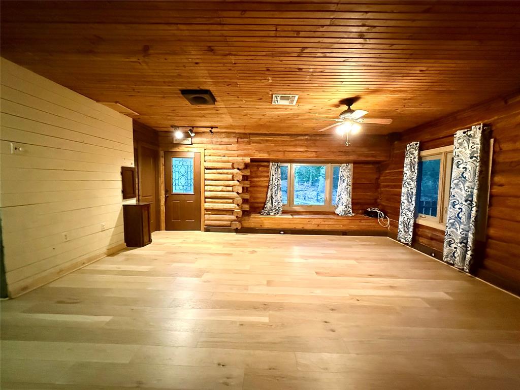 165 Sunny Glen Property Photo 15