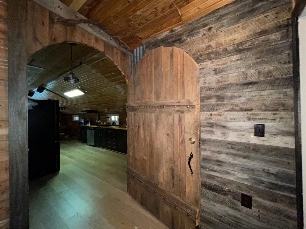 165 Sunny Glen Property Photo 17