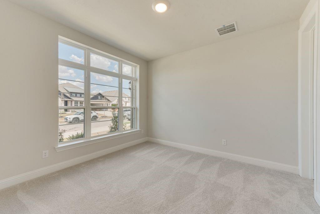 1029 Bleriot Drive Property Photo 20