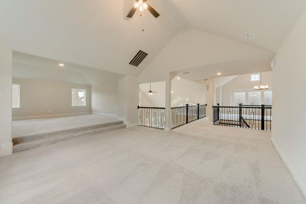 1029 Bleriot Drive Property Photo 32