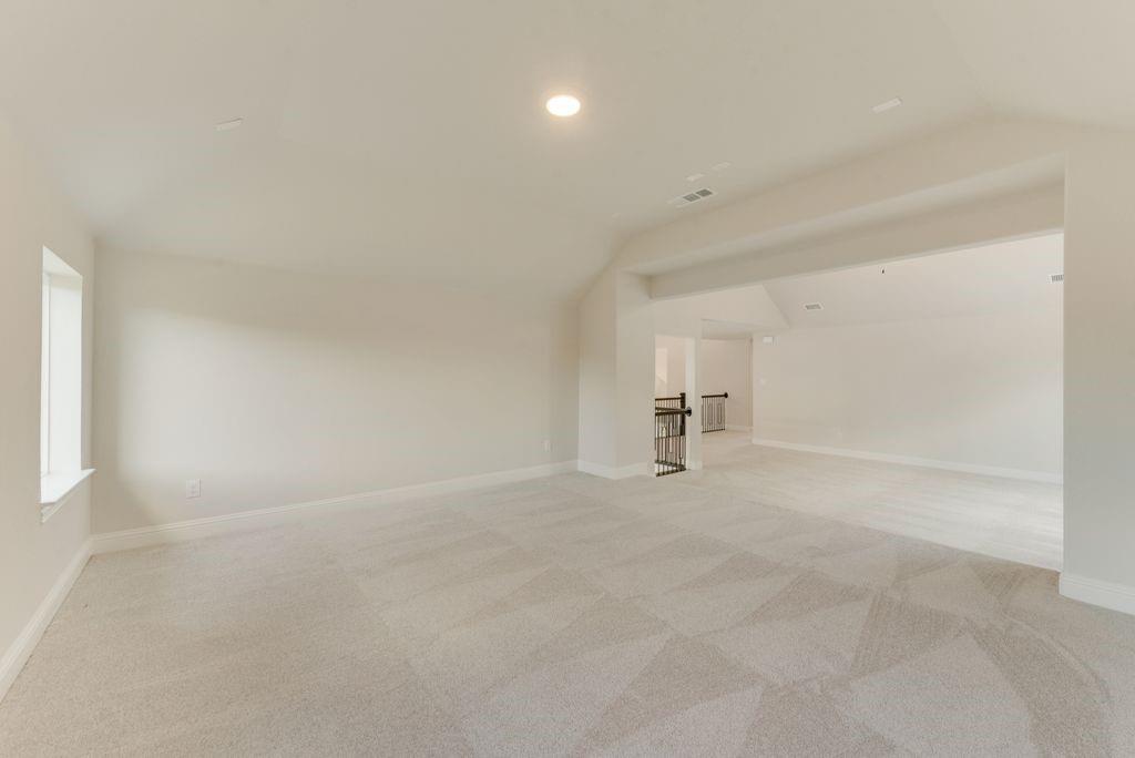 1029 Bleriot Drive Property Photo 34