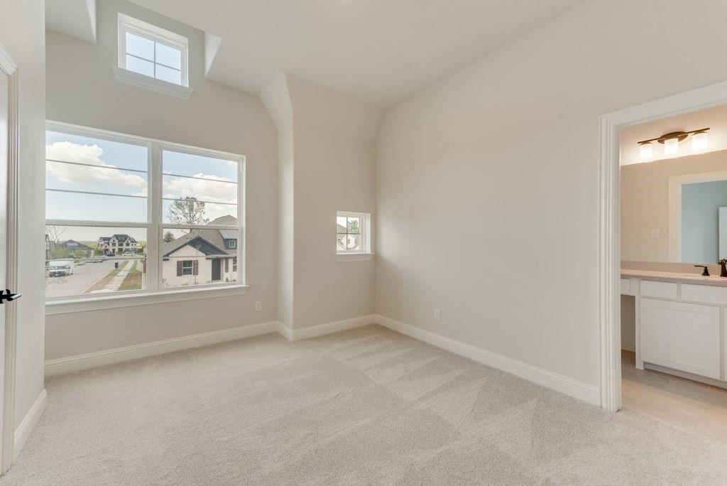 1029 Bleriot Drive Property Photo 37
