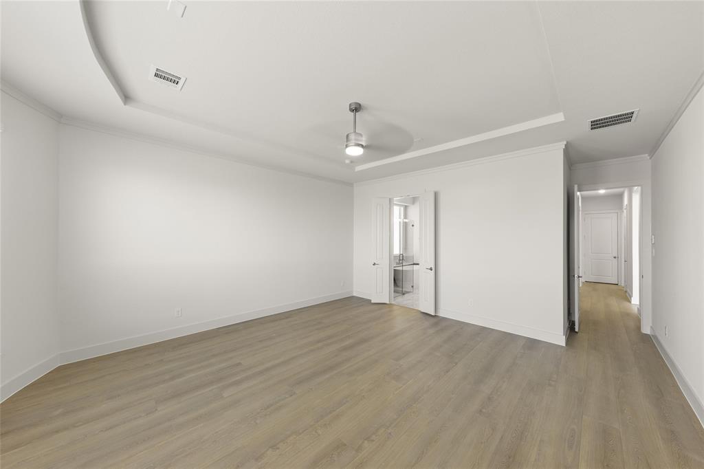 981 Stanford Lane Property Photo 16