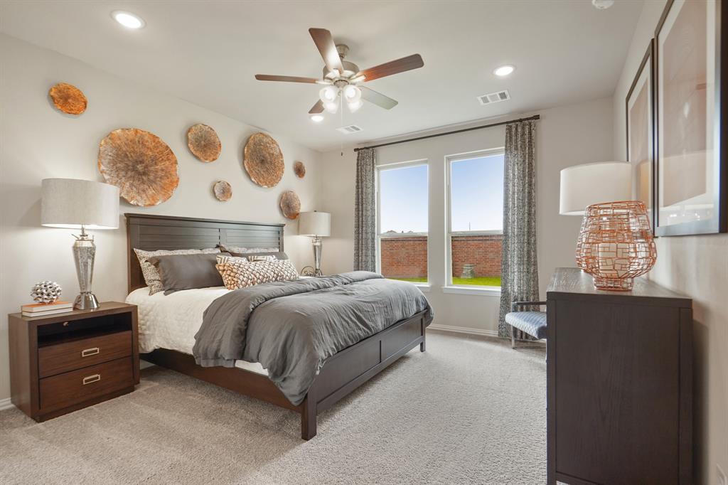 416 Daybreak Drive Property Photo 10