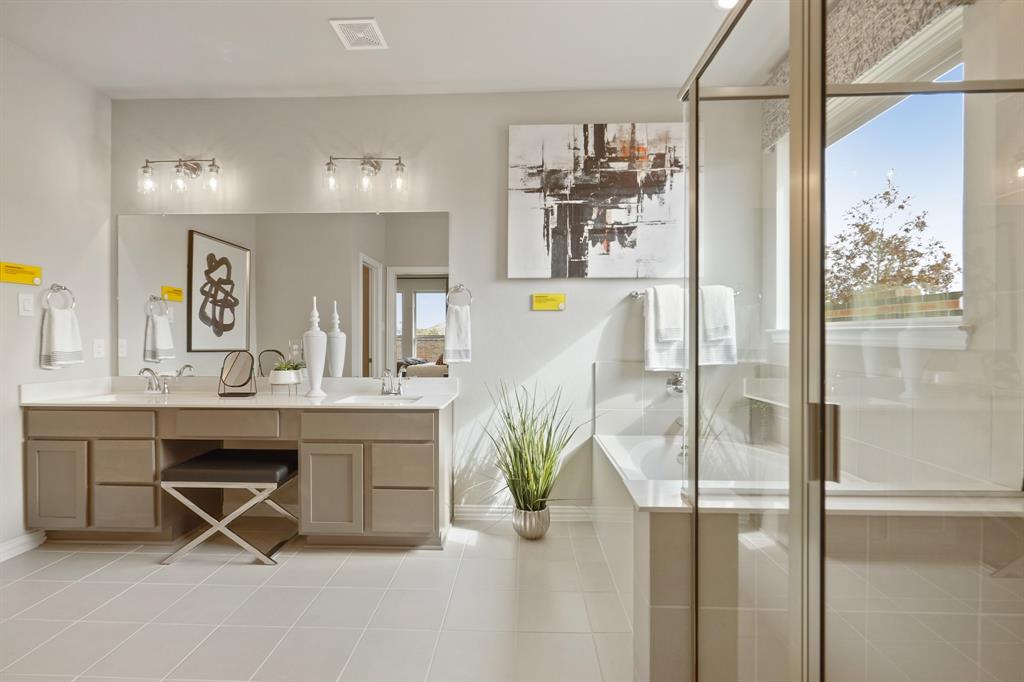 416 Daybreak Drive Property Photo 11