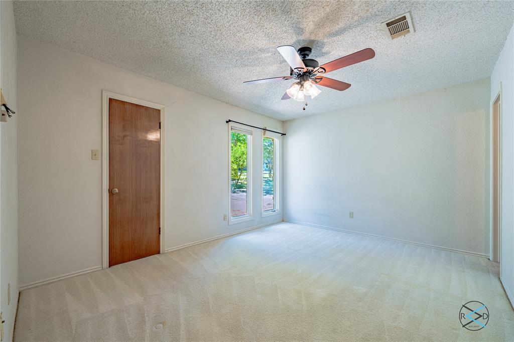 172 Colonial Drive Property Photo 8