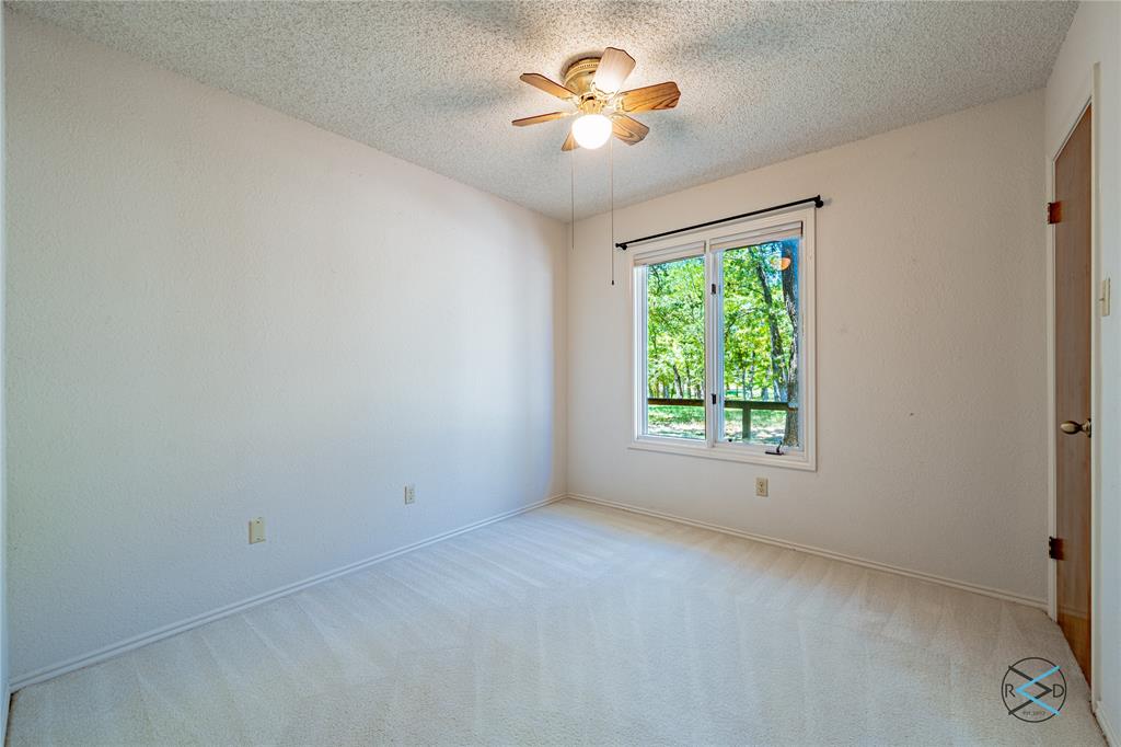 172 Colonial Drive Property Photo 9