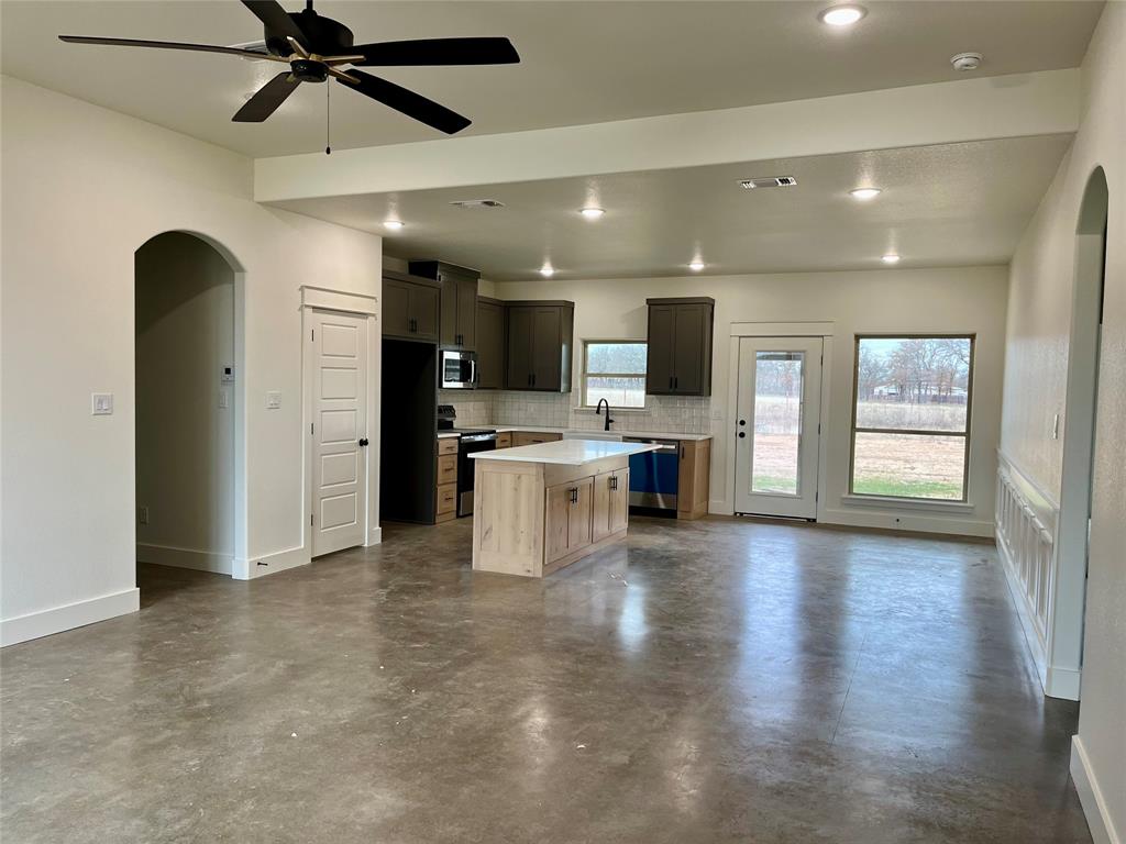 300 Rita Ridge Court Property Photo 6