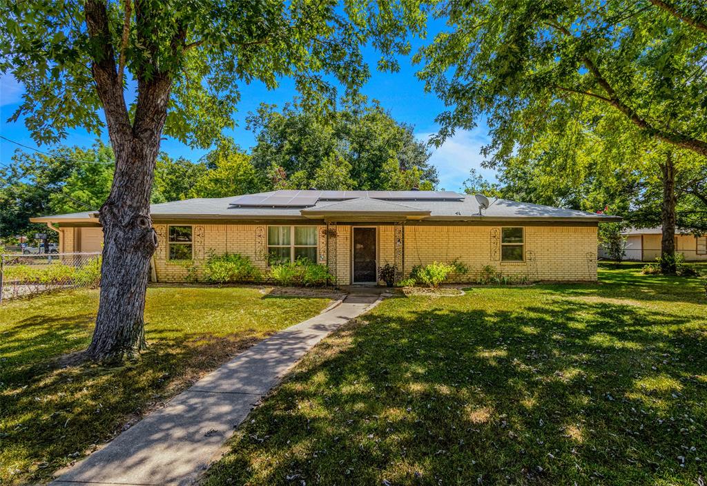 705 French Street Property Photo