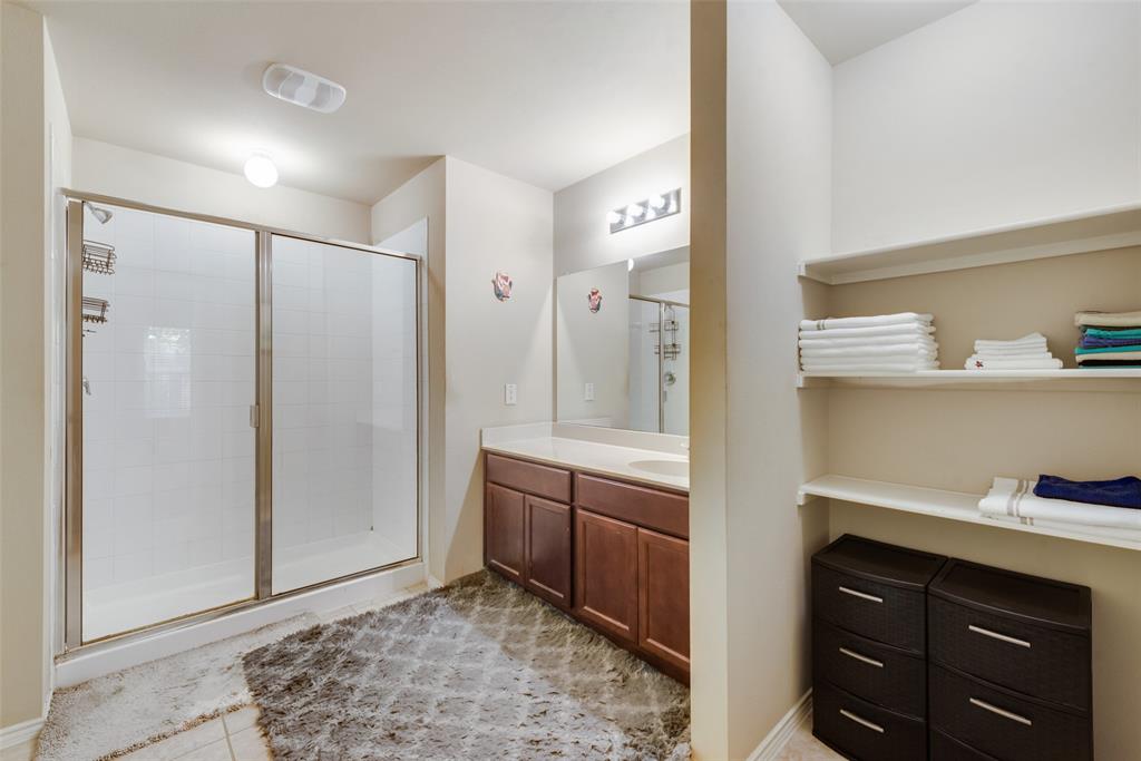 2512 Saldana Drive Property Photo 17