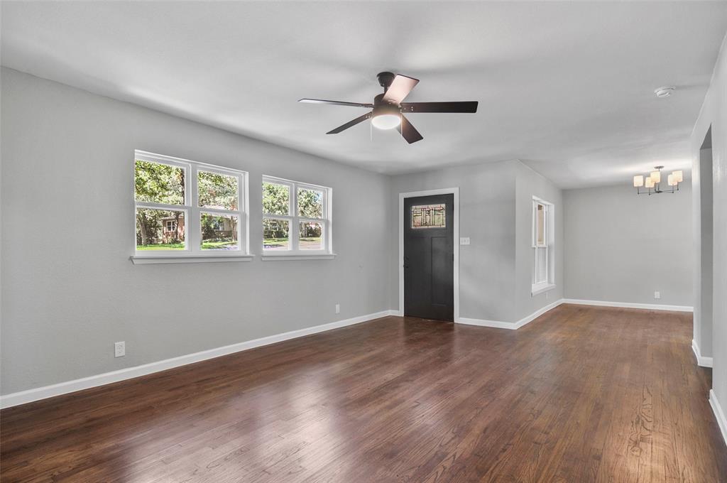 1729 Yolanda Drive Property Photo 6