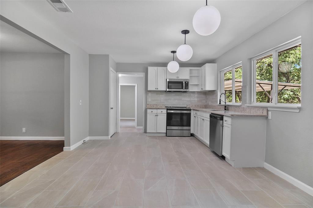 1729 Yolanda Drive Property Photo 11