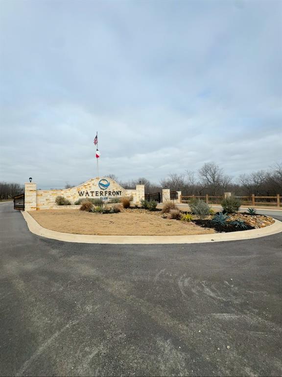 Lot 31 Waterfront Club Property Photo 8
