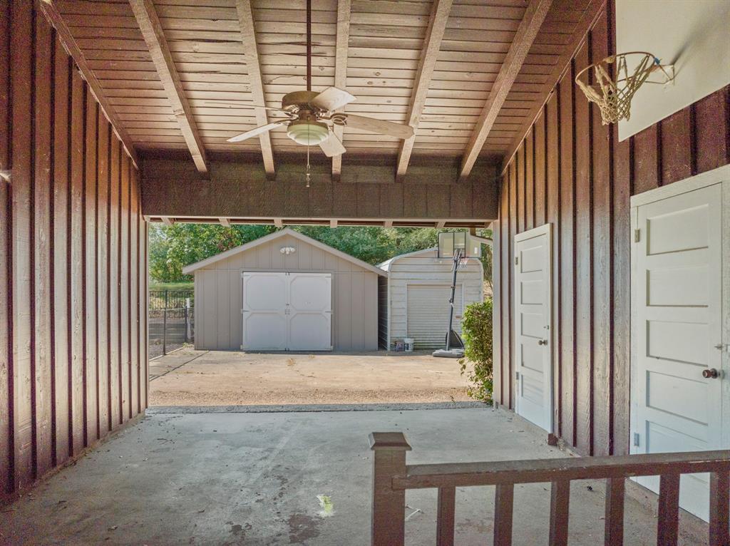 609 Daingerfield Street Property Photo 38