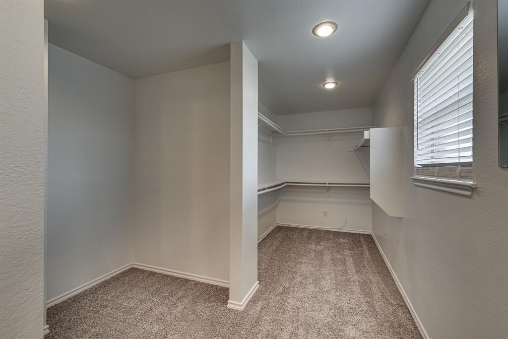 208 Cobblestone Circle Property Photo 24