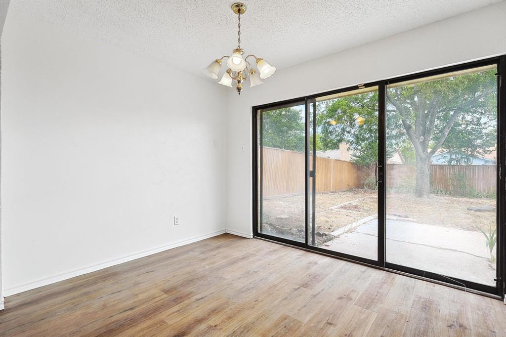 1605 Glouchester Drive Property Photo 12
