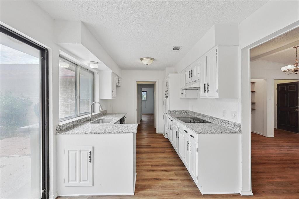 1605 Glouchester Drive Property Photo 18