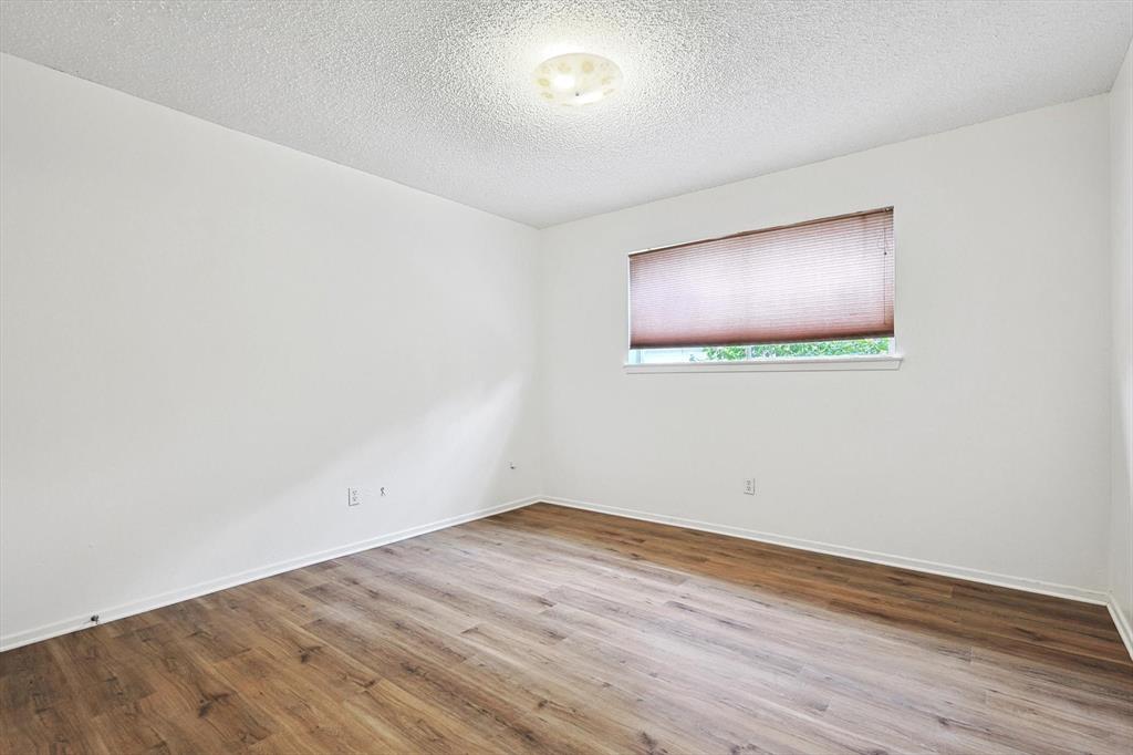 1605 Glouchester Drive Property Photo 22