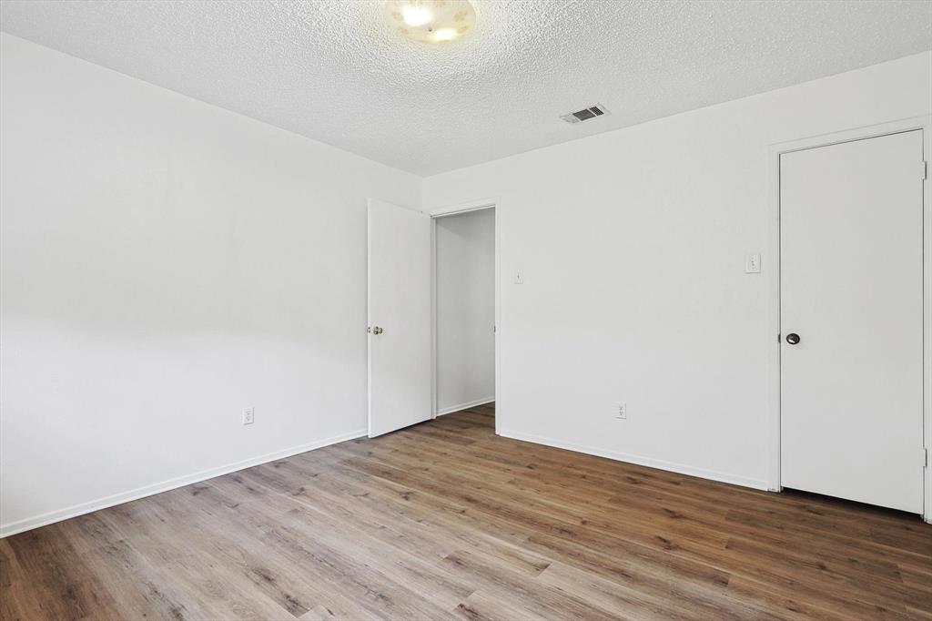 1605 Glouchester Drive Property Photo 23