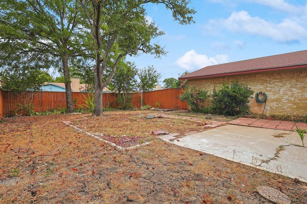1605 Glouchester Drive Property Photo 35