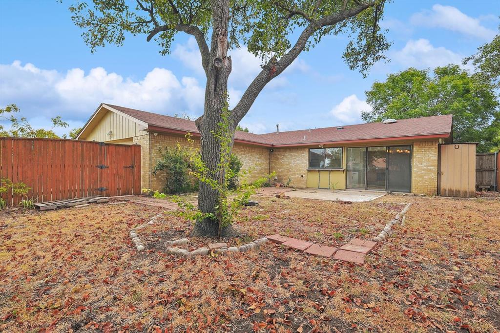 1605 Glouchester Drive Property Photo 36