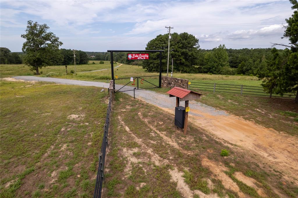 Lake Country (lot 15) Tx-77 Property Photo 5