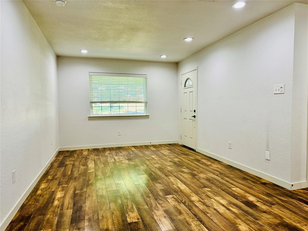 4713 Driskell Boulevard Property Photo 3