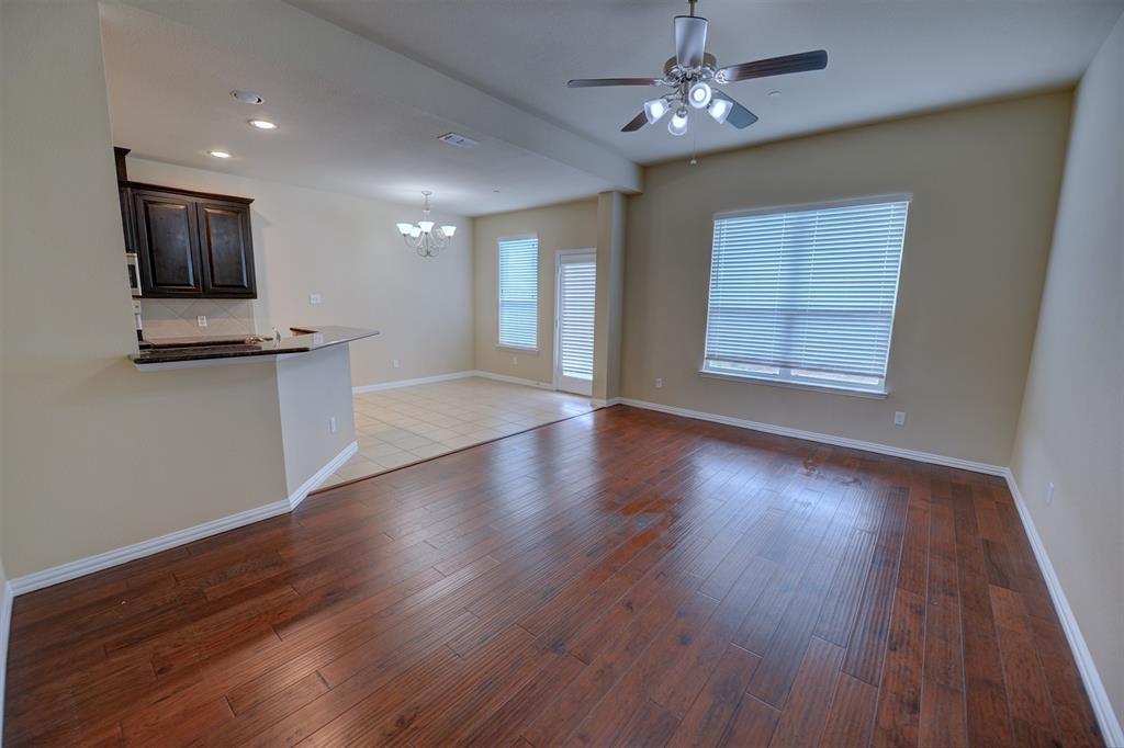 1933 Argyle Lane Property Photo 6