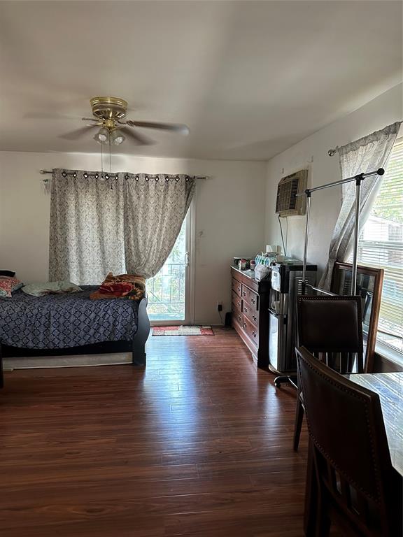 2502 Lakewood Drive Property Photo 6