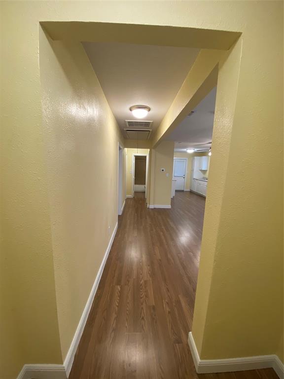 1609 Waco Avenue Property Photo 10
