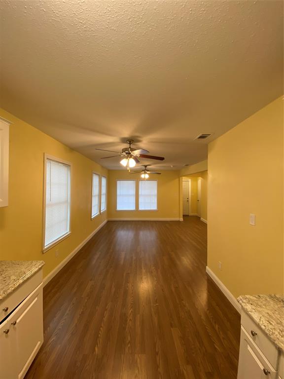 1609 Waco Avenue Property Photo 17