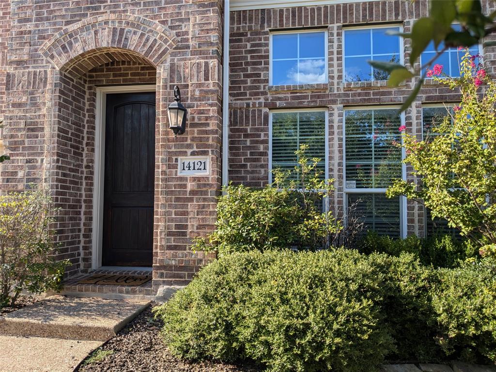 14121 Sparrow Hill Drive Property Photo 3