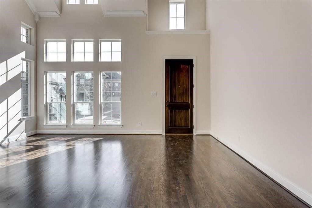 14121 Sparrow Hill Drive Property Photo 9