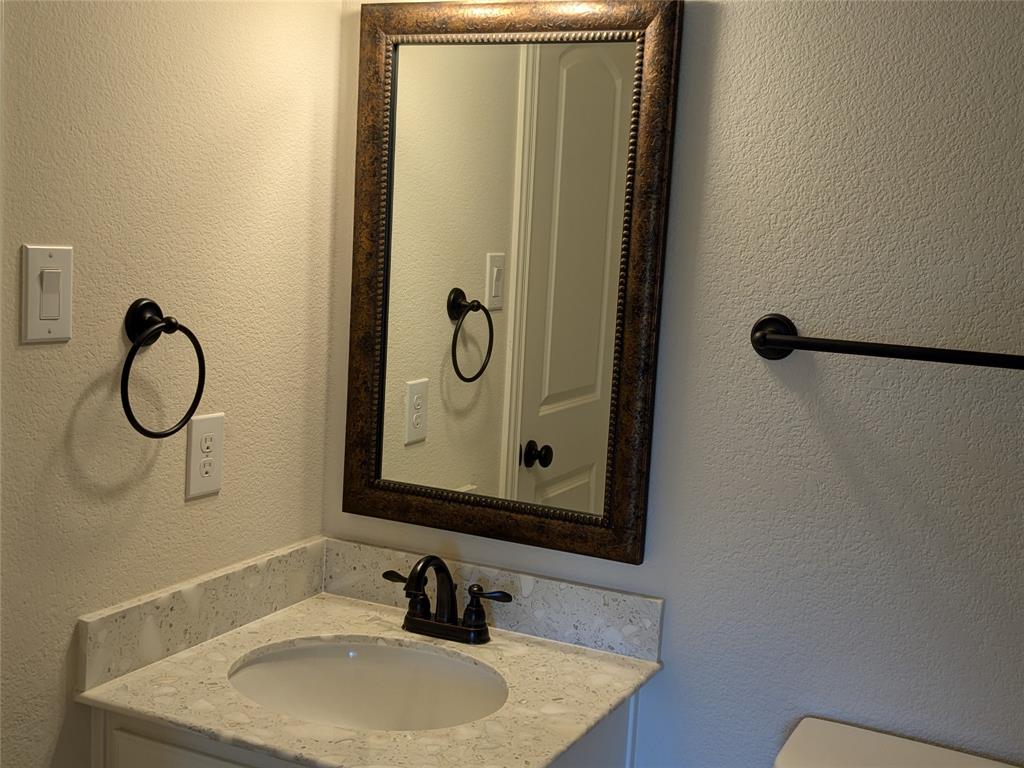 14121 Sparrow Hill Drive Property Photo 34