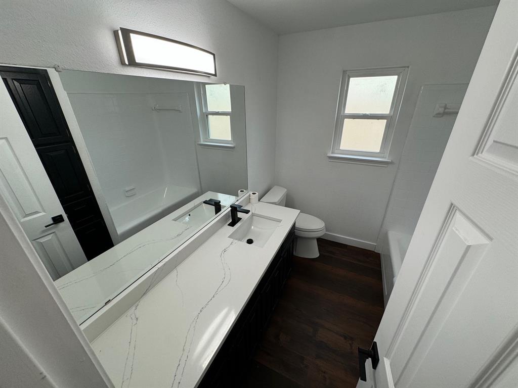 933 Freestone Drive Property Photo 15
