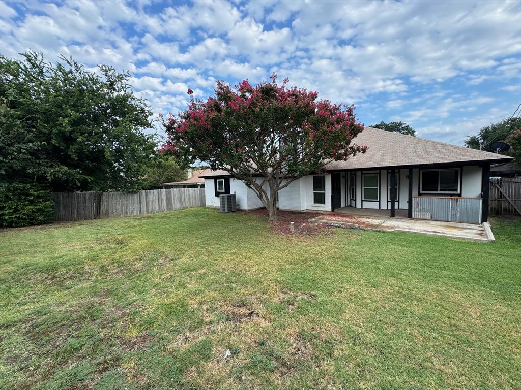 933 Freestone Drive Property Photo 18