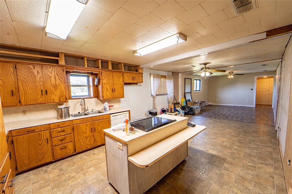 701 Fm 209 Property Photo 5