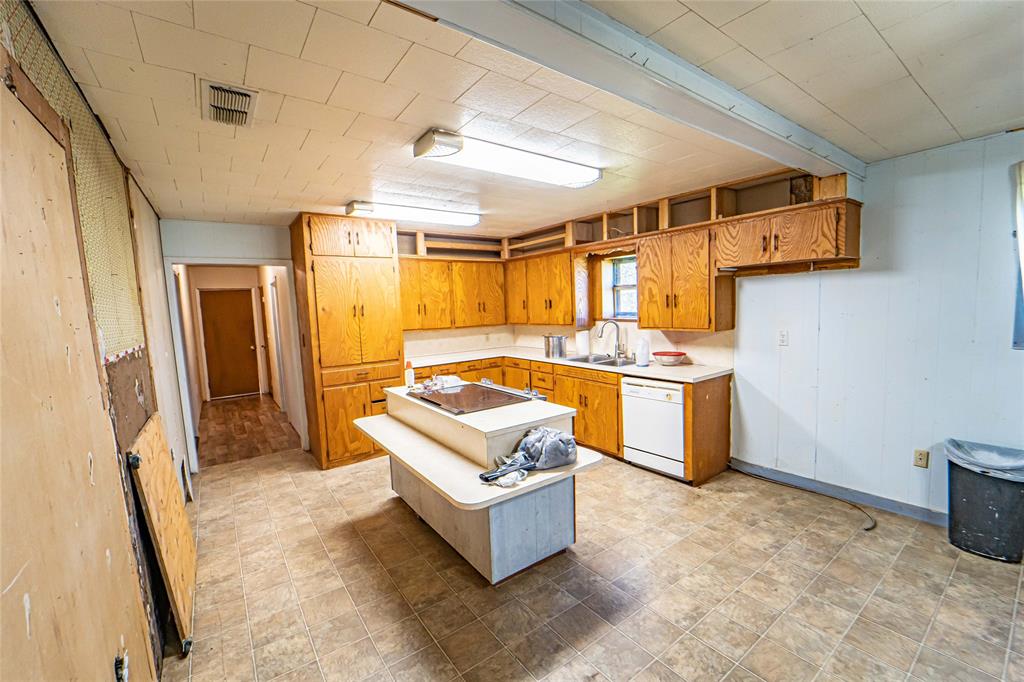 701 Fm 209 Property Photo 6