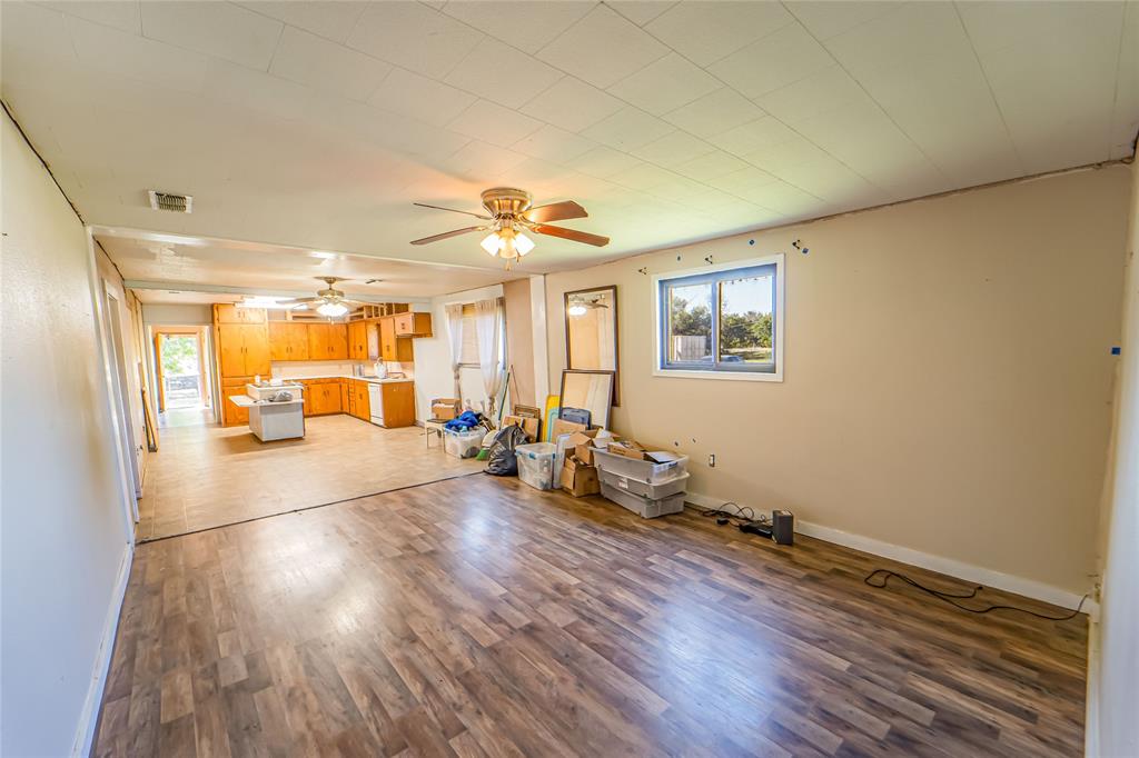 701 Fm 209 Property Photo 8