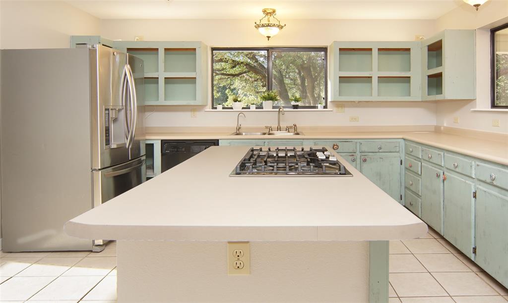 6114 Nevada Court Property Photo 10