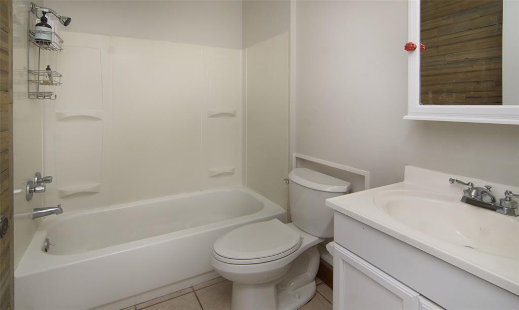 6114 Nevada Court Property Photo 11
