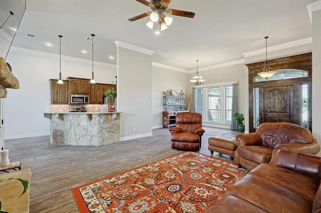 2021 Louie Lane Property Photo 11