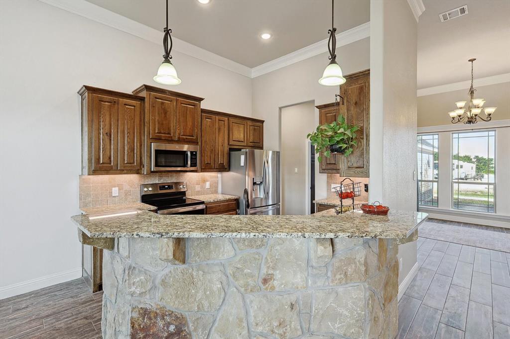 2021 Louie Lane Property Photo 13