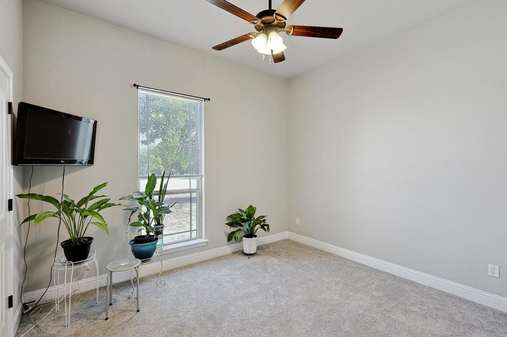 2021 Louie Lane Property Photo 22