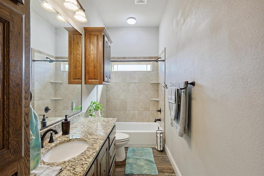 2021 Louie Lane Property Photo 23