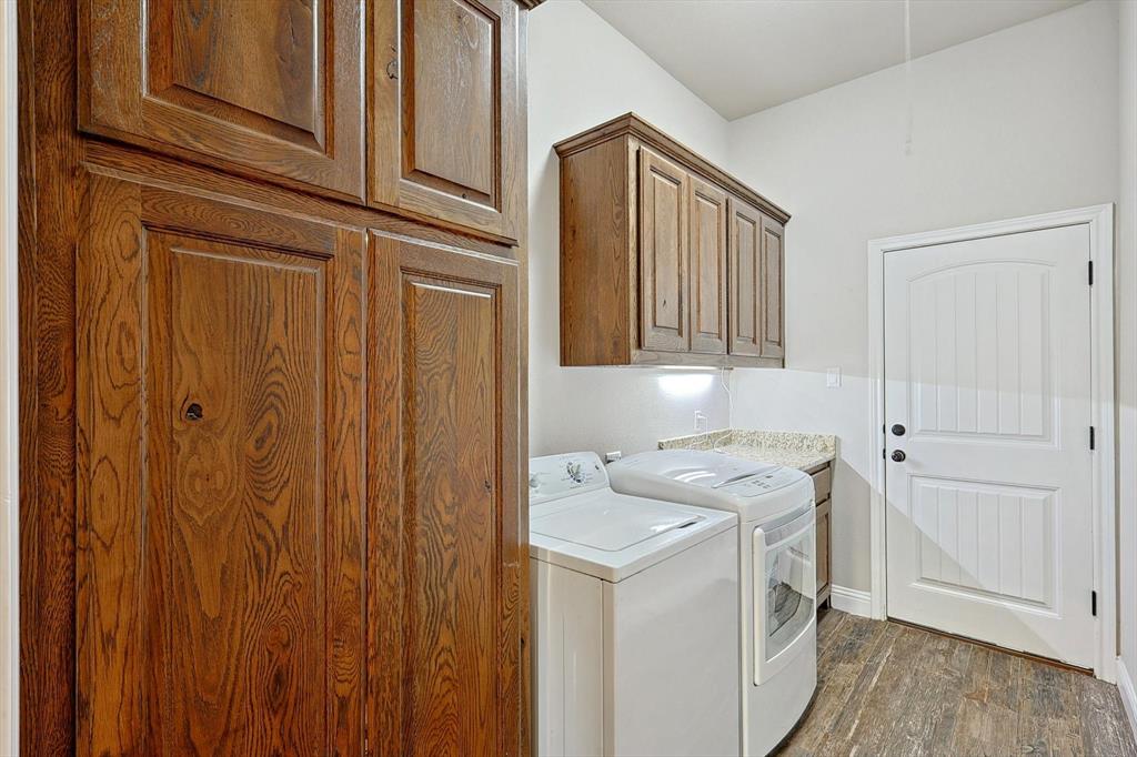 2021 Louie Lane Property Photo 25